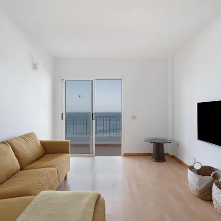 - Apart-piscina Naturales