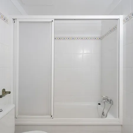 - Apart-piscina Naturales باجامار